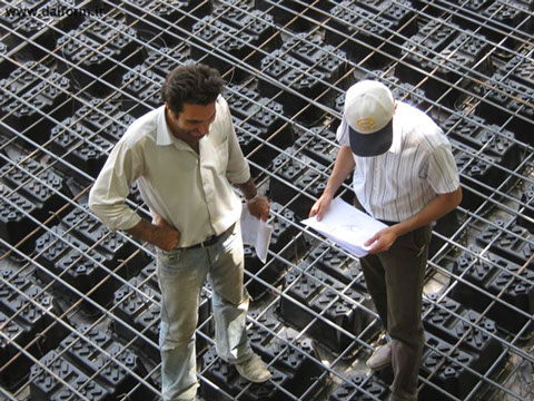 5- اجرای شبکه آرماتور بالایی و کنترل شرکتی